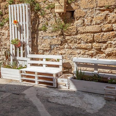 La Casa Di Vittoria Agrigento Exterior foto
